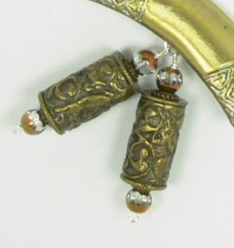 Safari Tribal Detail Gold Tone Barrel Gold Tone Curved Tube Necklace, Gold Tone Gunmetal Necklace